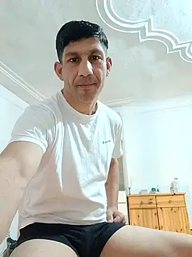 Casianantoonnio online show from November 17, 2025, 2:45 pm