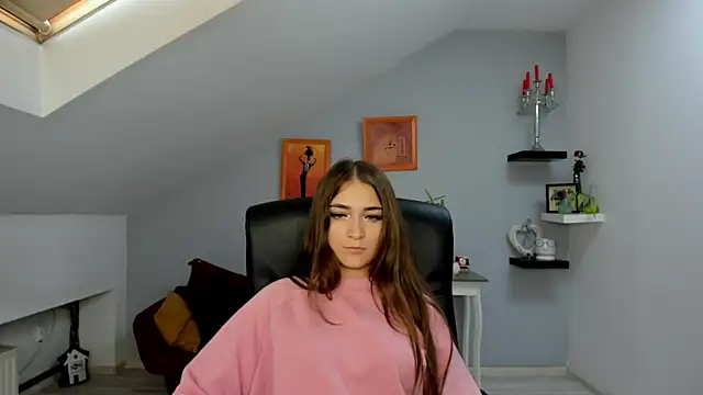 EllaClarke online show from September 24, 2025, 12:41 pm