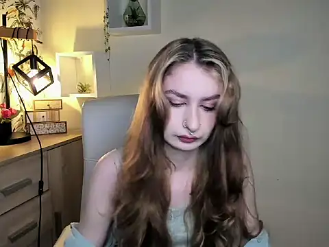 Snapshot of NinaBlond1 chatting on November 24, 2025, 6:35 am NinaBlond1 online show from November 24, 2025, 6:35 am