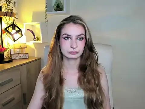 Snapshot of NinaBlond1 chatting on November 26, 2025, 6:47 am NinaBlond1 online show from November 26, 2025, 6:47 am