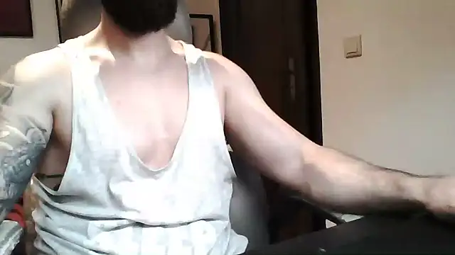 yourfantasy777 online show from June 19, 2026, 11:19 pm