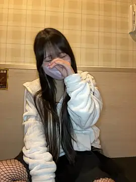 Yua nyan cute online show from October 8, 2025, 1:36 am