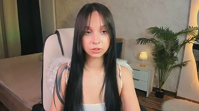 StarlitFairy online show from September 28, 2025, 10:20 am