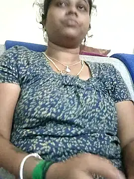 sweetqueen143 online show from January 5, 2026, 5:27 pm