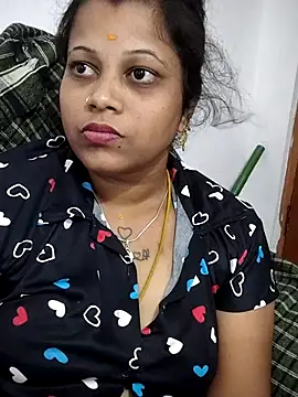 Snapshot of sweetqueen143 chatting on May 15, 2026, 10:50 pm sweetqueen143 online show from May 15, 2026, 10:50 pm