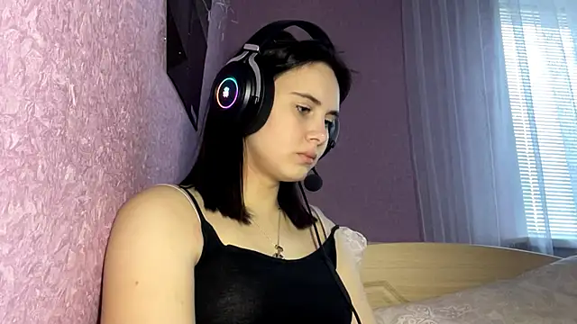 MollyPartey online show from October 1, 2025, 10:21 am