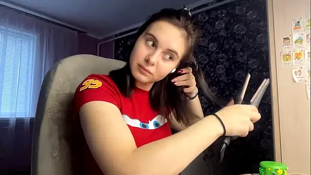 MollyPartey online show from October 5, 2025, 8:56 am