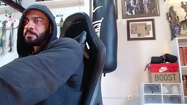 henryhadesflirt online show from April 10, 2026, 10:31 am