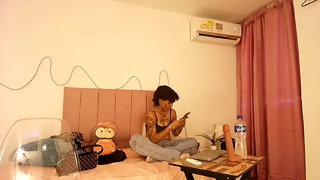 Snapshot of Macarena_leisy chatting on September 23, 2025, 9:29 pm Macarena leisy online show from September 23, 2025, 9:29 pm