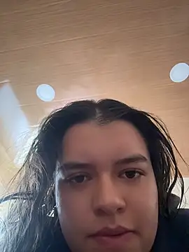 Aphrill online show from April 11, 2026, 8:46 pm