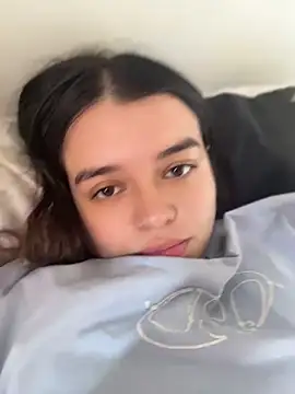 Aphrill online show from July 13, 2026, 9:06 pm