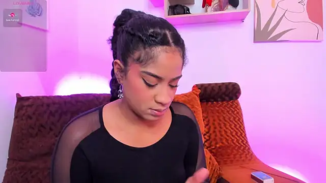 camilafoox7 online show from February 11, 2026, 3:44 am