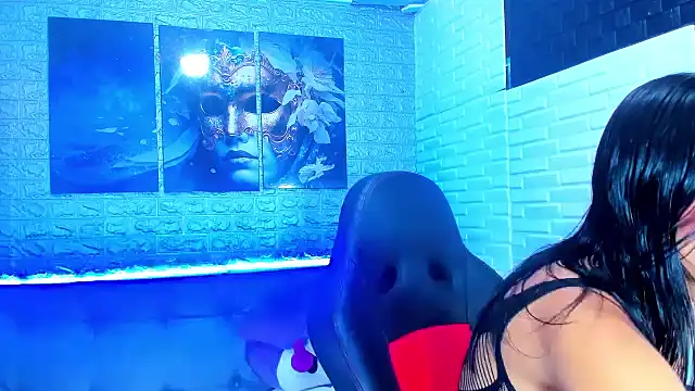 Snapshot of DulceMystery chatting on October 19, 2025, 3:51 am DulceMystery online show from October 19, 2025, 3:51 am