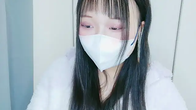  miumiu 2525 online show from October 8, 2025, 1:03 am