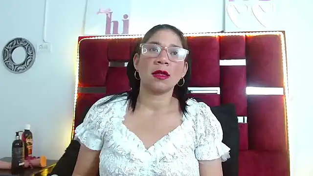 PamelaCruzThxl online show from November 13, 2025, 3:05 am