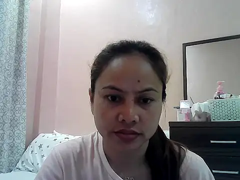 Amarrahlyn online show from November 12, 2025, 9:58 pm