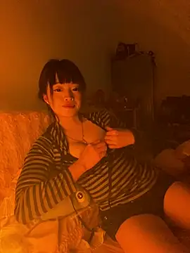 Tramy xx online show from June 24, 2026, 1:32 pm