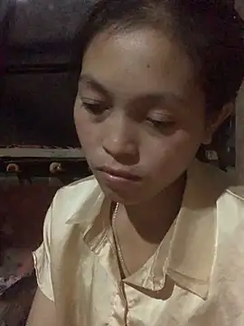 Halyy xx online show from October 14, 2025, 3:40 am