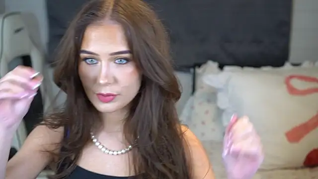 Snapshot of Peachxlush chatting on October 1, 2025, 7:09 pm Peachxlush online show from October 1, 2025, 7:09 pm