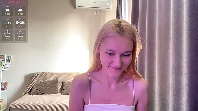 TwinedPeril online show from November 8, 2025, 7:08 am