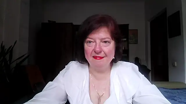 Snapshot of Violet_Pulse chatting on May 31, 2026, 10:22 am Violet Pulse online show from May 31, 2026, 10:22 am