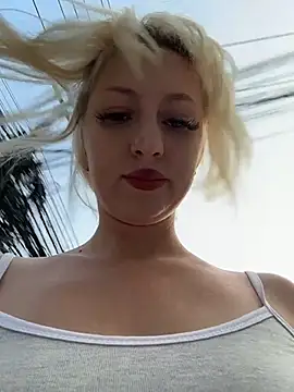 RonnieKiss online show from March 15, 2026, 10:54 am