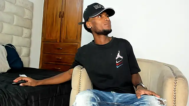 BennBrown online show from October 7, 2025, 8:28 pm