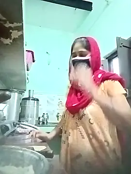 Cute-Charvii online show from April 27, 2026, 12:41 am