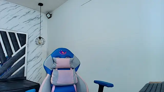 lorem adams online show from November 21, 2025, 11:09 am