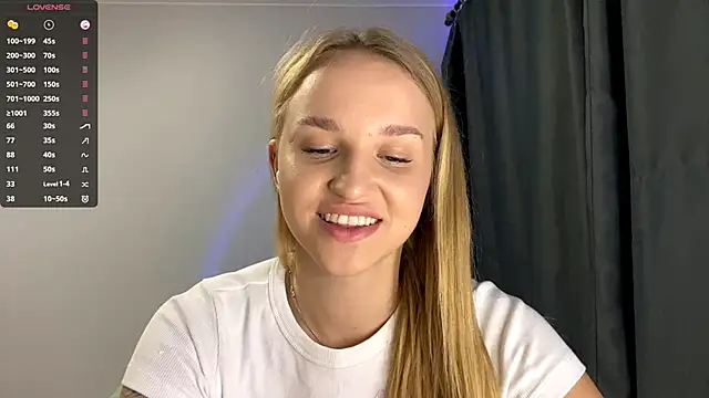 TanekaBoitel online show from September 20, 2025, 8:37 am