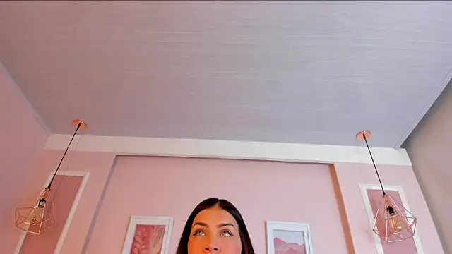 Sarah Reidd online show from October 25, 2025, 12:13 pm