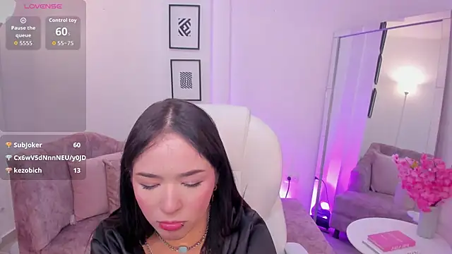 Alessia Yorks online show from October 7, 2025, 12:19 am