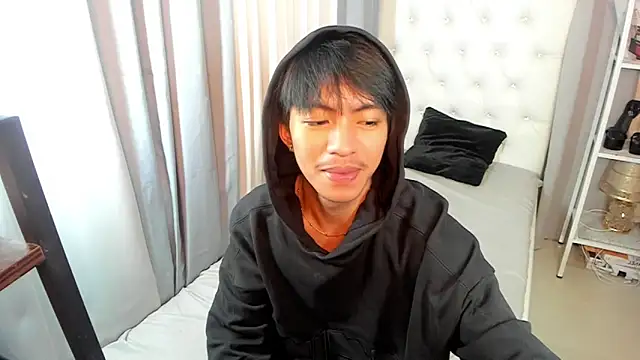 jayxxxlovescock online show from December 21, 2025, 4:25 pm