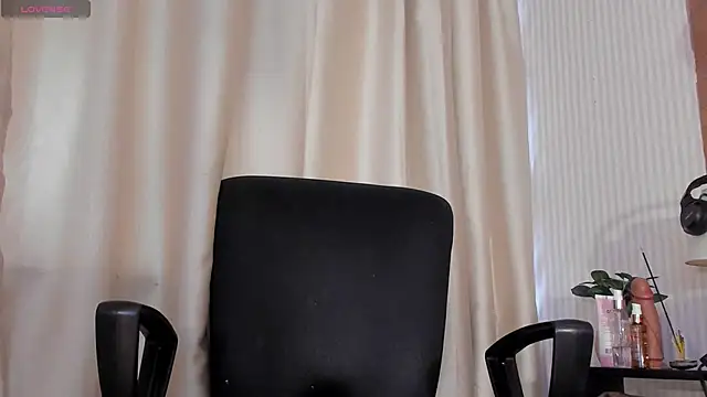 liam twiink online show from February 11, 2026, 7:08 pm