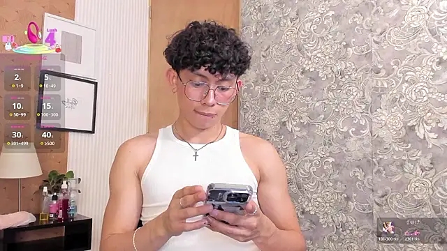 liam twiink online show from March 14, 2026, 3:12 am