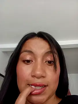 EllaCute Young online show from September 22, 2025, 5:04 pm