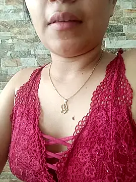 EllaCute Young online show from November 6, 2025, 2:51 pm