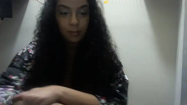 Snapshot of lotuzpetals chatting on October 5, 2025, 6:45 am lotuzpetals online show from October 5, 2025, 6:45 am