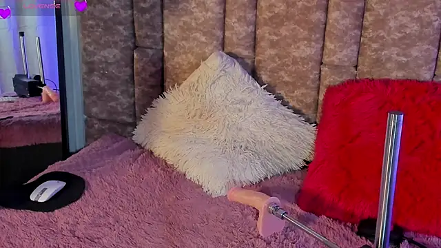 Missdionne curly online show from December 19, 2025, 12:01 pm