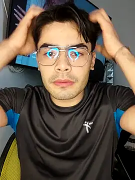 Mason grey online show from November 13, 2025, 12:26 pm