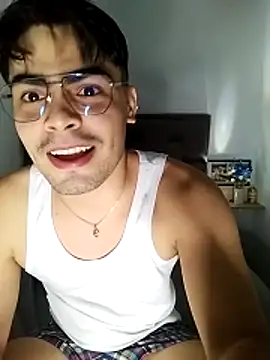 Mason grey online show from December 16, 2025, 1:32 am