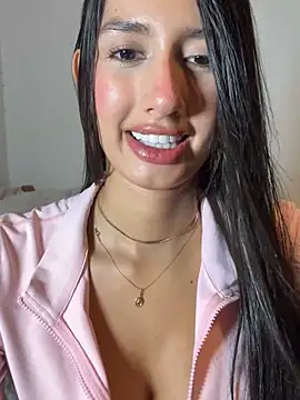 Julieta Duque online show from March 11, 2026, 2:06 am