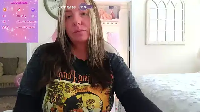 STIFFLERSMOMM online show from November 5, 2025, 4:40 pm