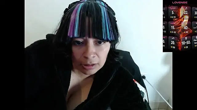 Acelinrose online show from November 24, 2025, 3:06 am