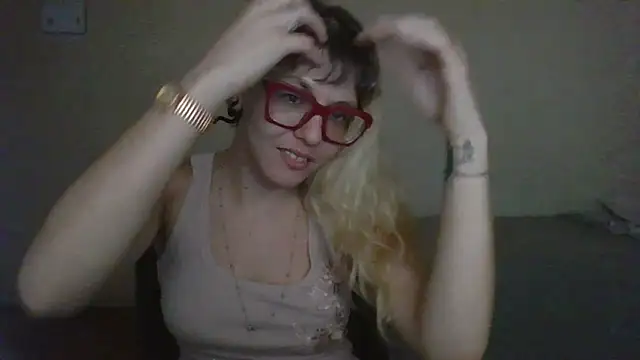 BlondieTami online show from February 20, 2026, 6:26 am