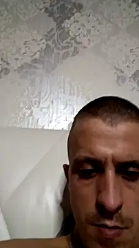 Adidas7217 online show from November 17, 2025, 11:10 pm