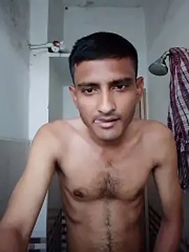 Sumitx007 online show from April 22, 2026, 12:39 pm