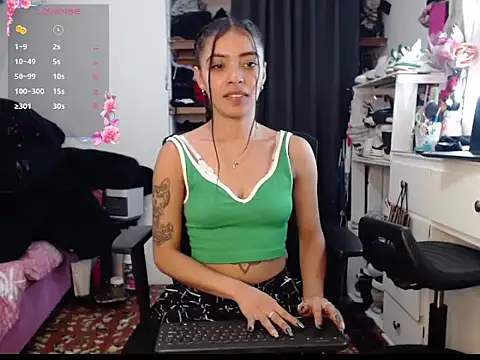 pocahot222 online show from October 11, 2025, 12:10 am