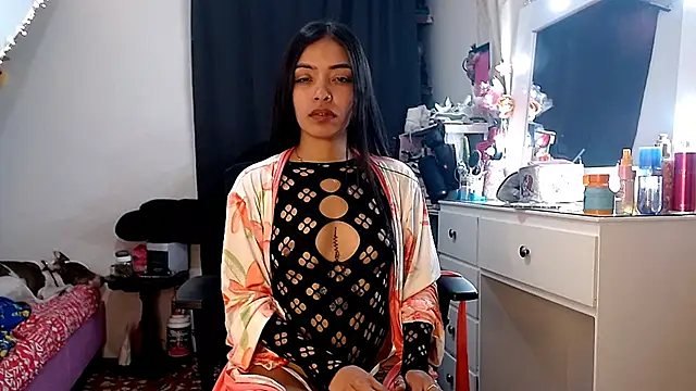 pocahot222 online show from October 13, 2025, 9:48 pm