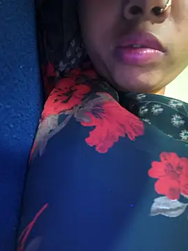 Couple romence1 online show from March 3, 2026, 11:38 am